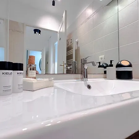 Saint Roch 2 - Confortable, Lumineux, Garage, Gare A 300m *