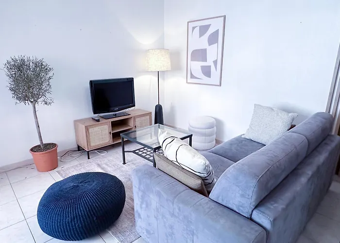 Saint Roch 2 - Confortable, Lumineux, Garage, Gare A 300m Antibes